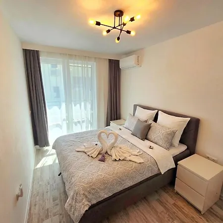 бутиков двустаен в град Apartament *